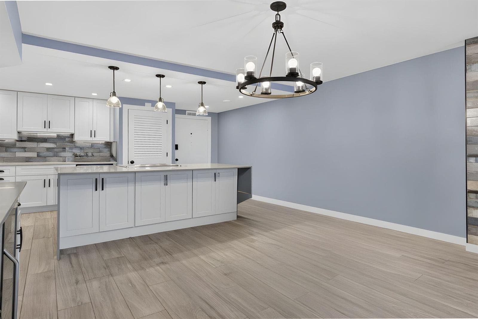 1200 Marine Way E 803B photo 8