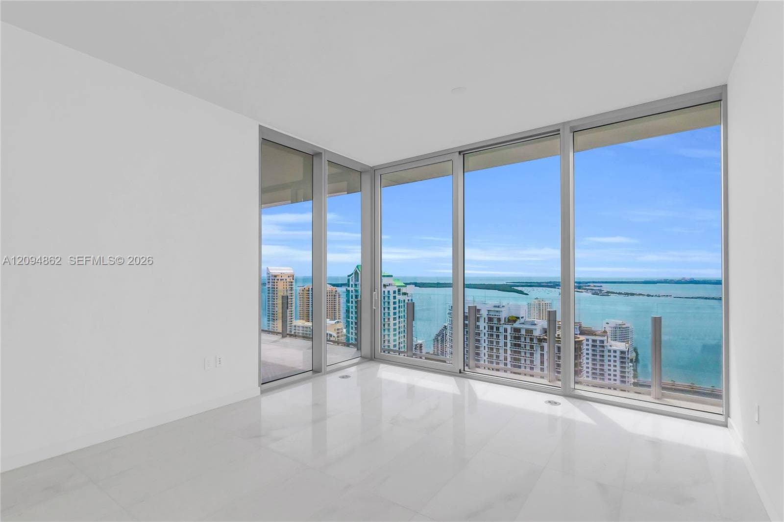 300 Biscayne Blvd Way 4203 photo 17