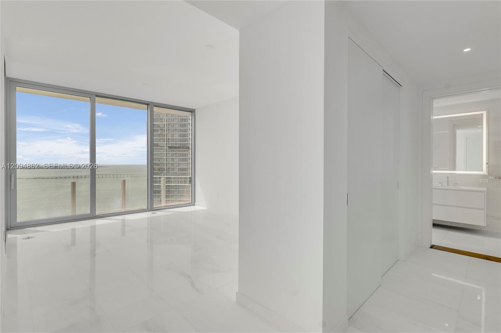 300 Biscayne Blvd Way 4203 photo 16