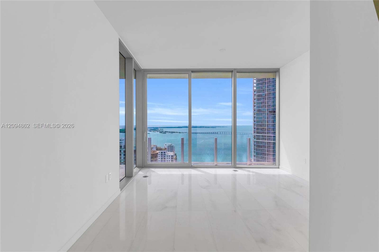 300 Biscayne Blvd Way 4203 photo 18