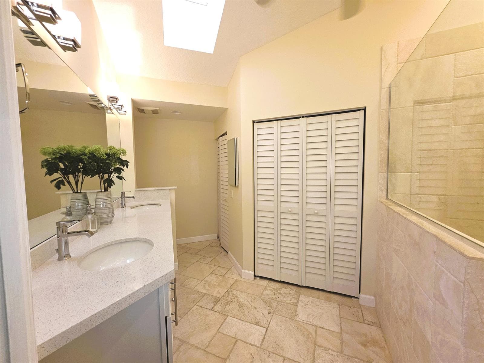 13348 Mangrove Isle Drive photo 19