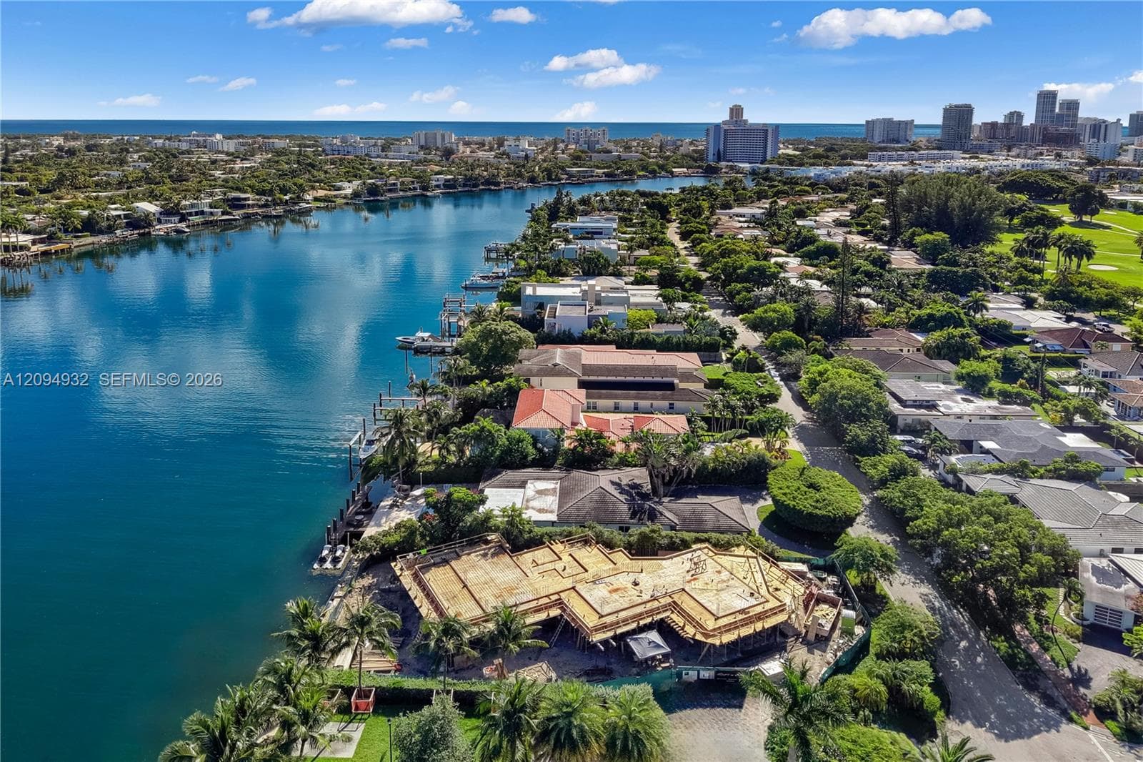 435 N Shore Dr photo 5