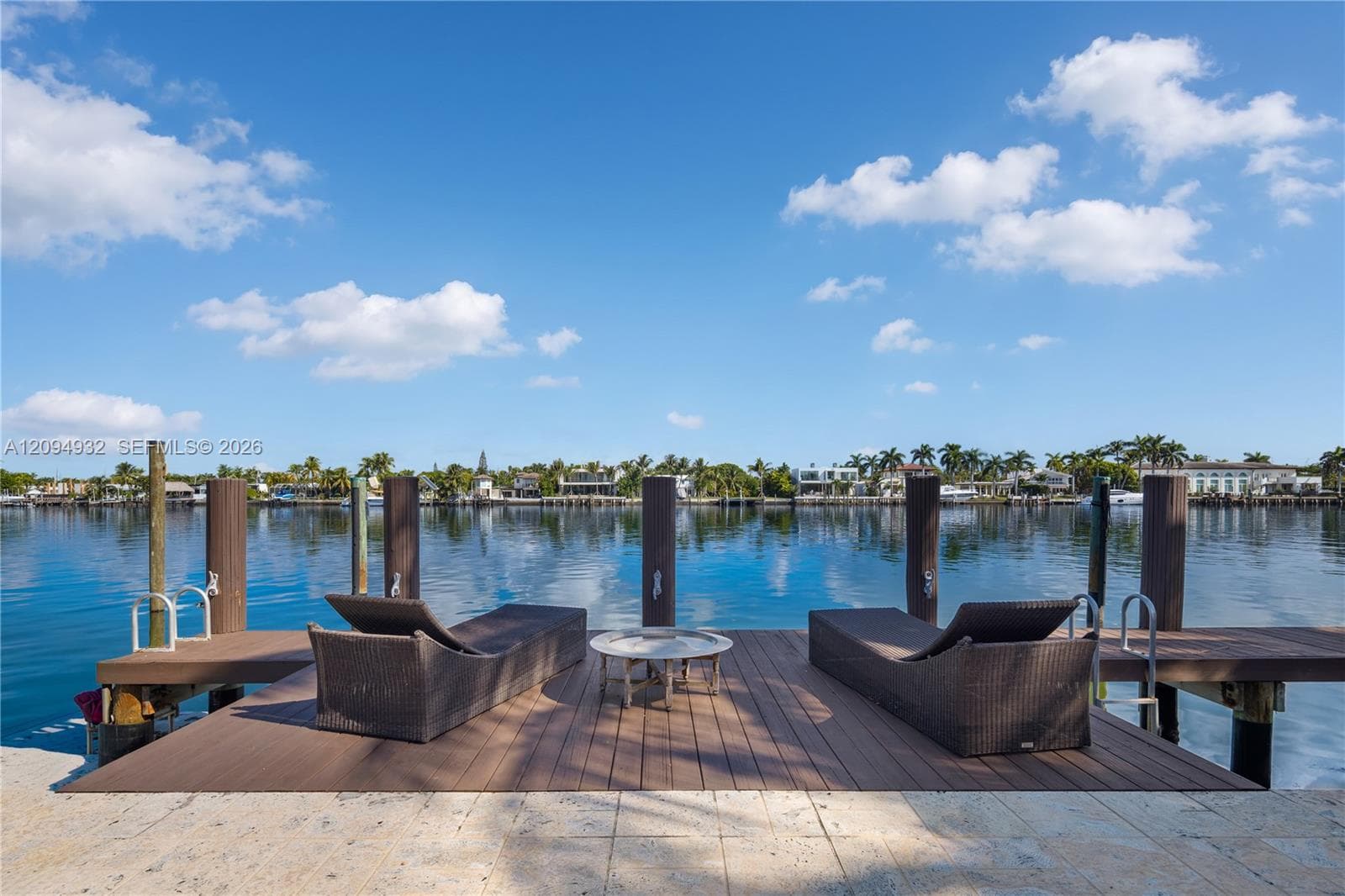 435 N Shore Dr photo 20