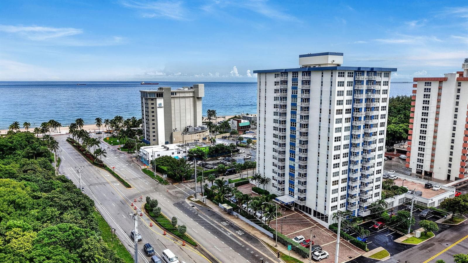3000 E Sunrise Boulevard 15E photo 2