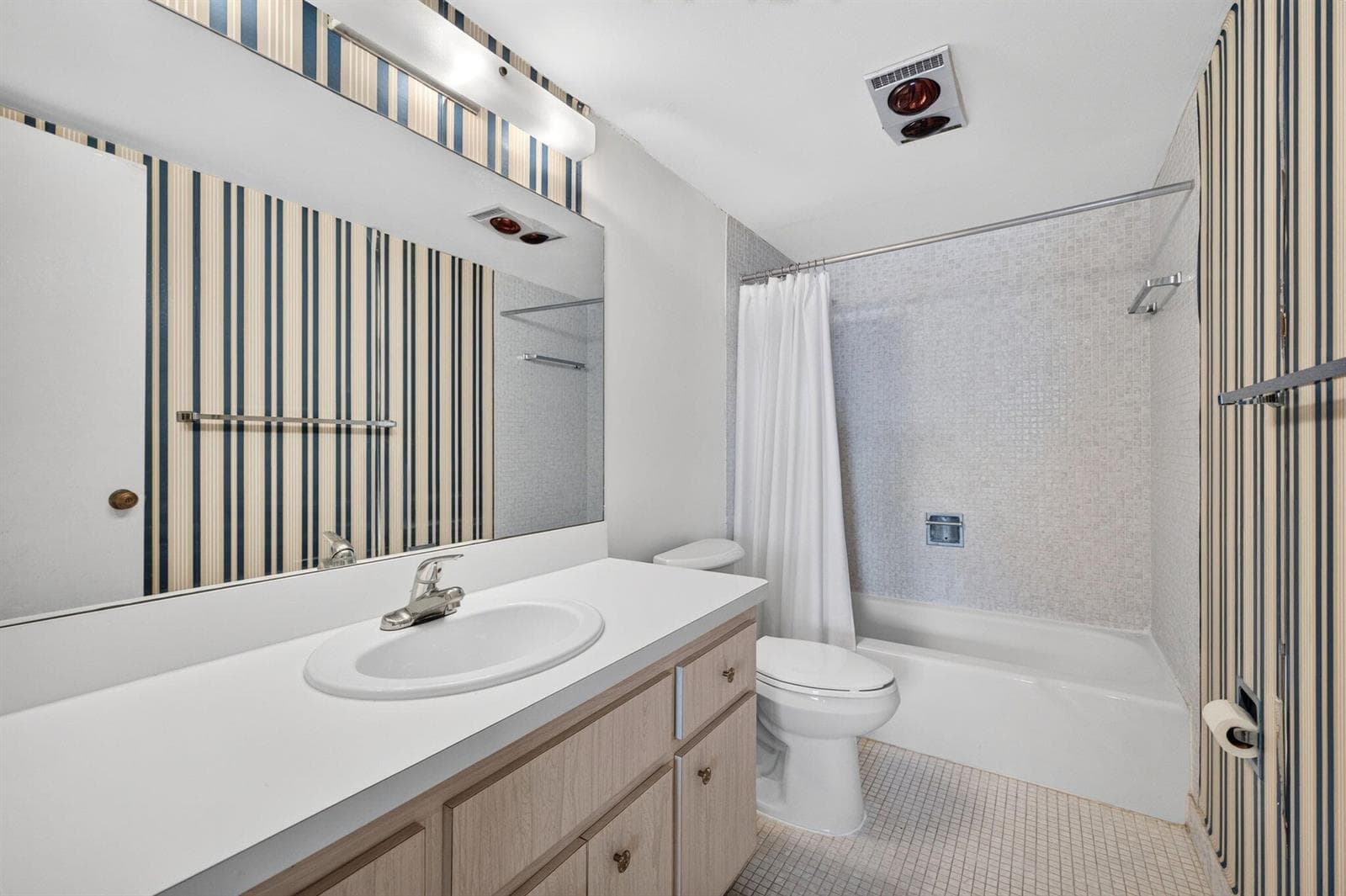 3000 E Sunrise Boulevard 15E photo 10