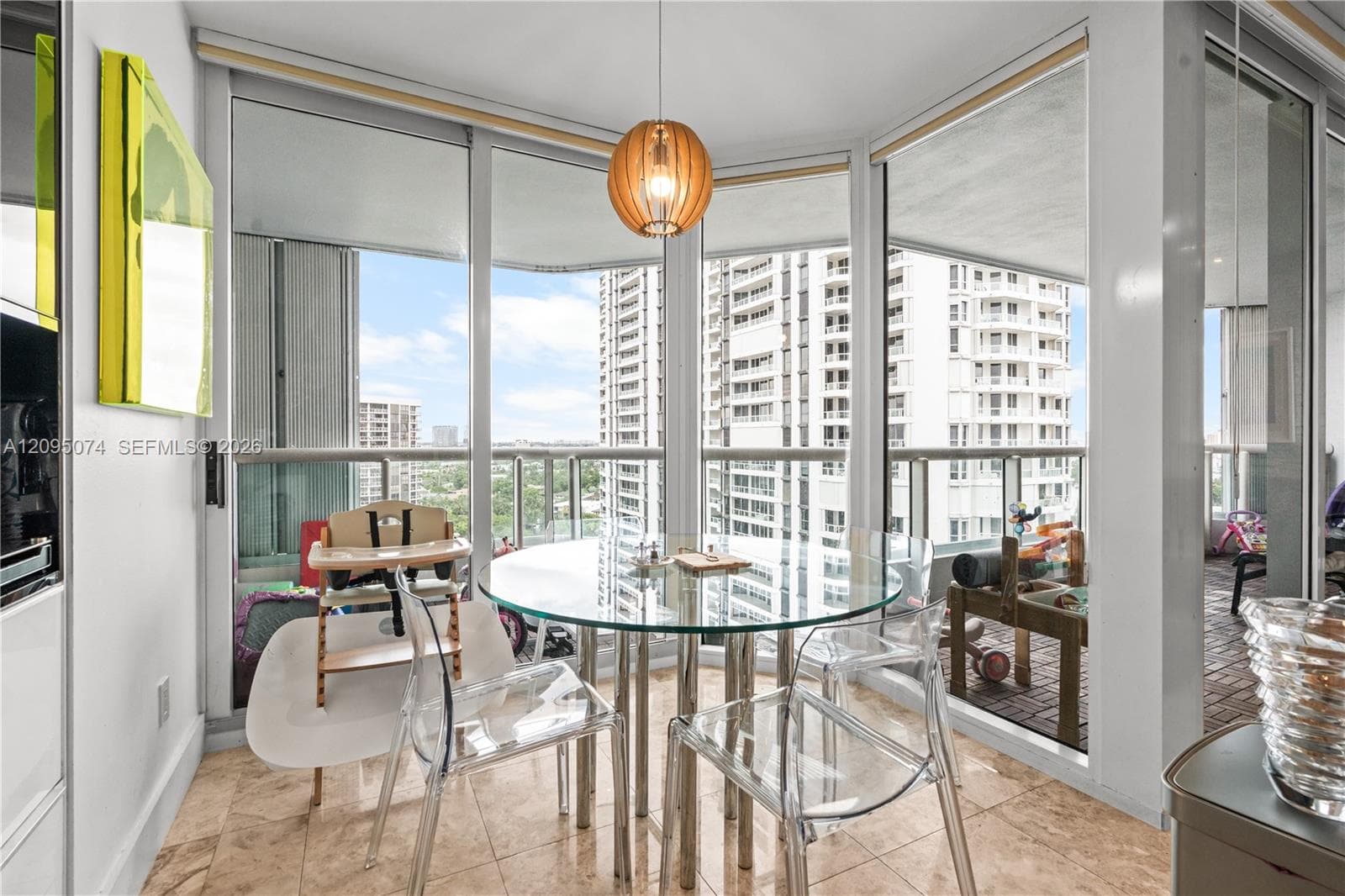 21055 Yacht Club Dr 1703 photo 4