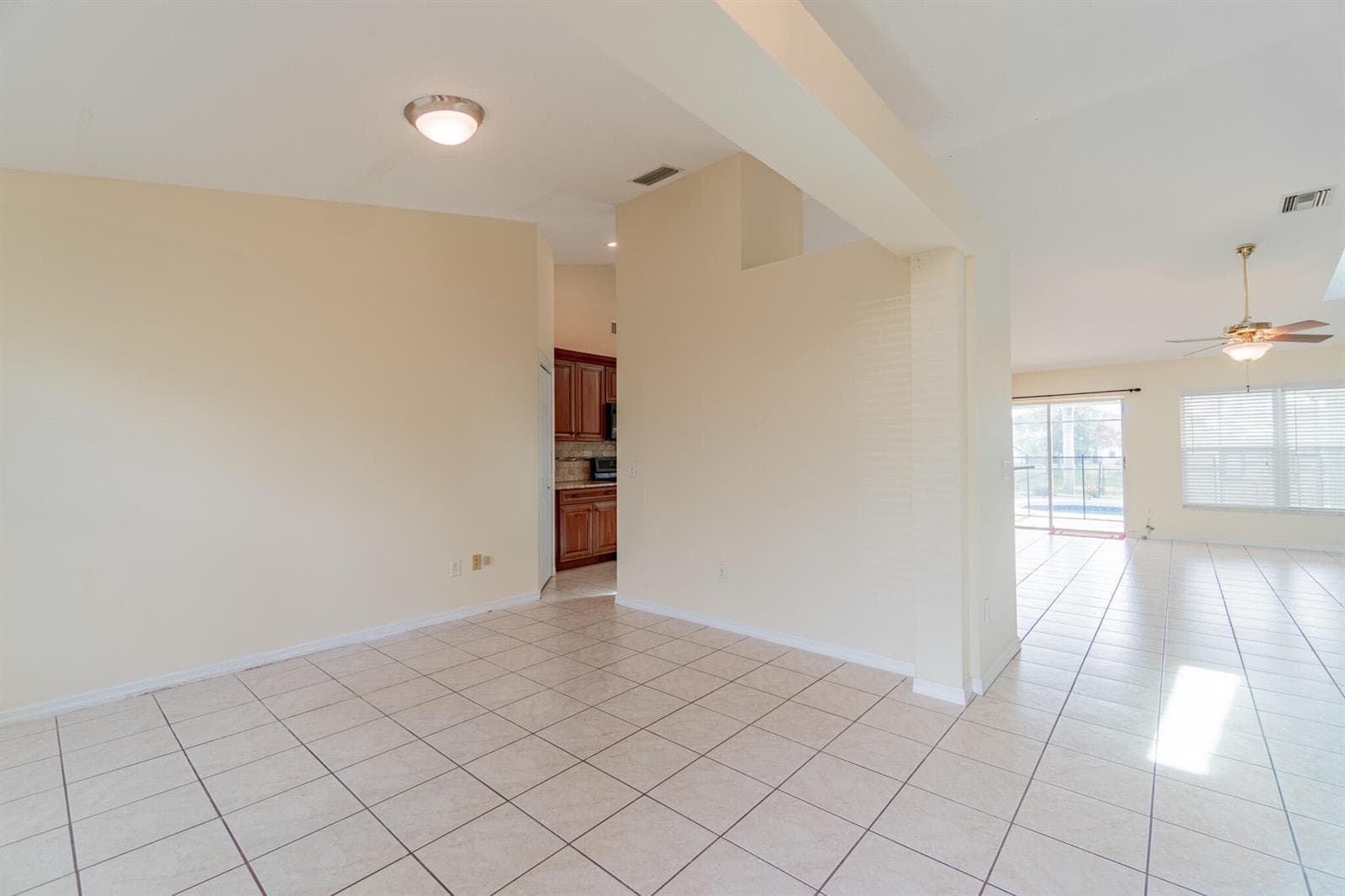 5593 NW WESLEY Road photo 6