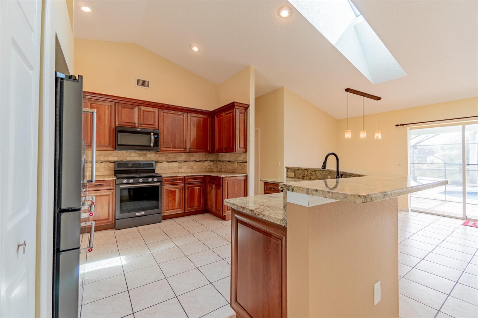 5593 NW WESLEY Road photo 16