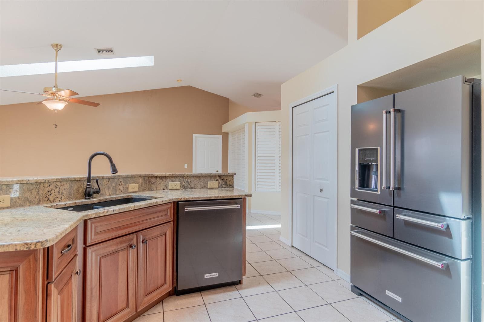 5593 NW WESLEY Road photo 20