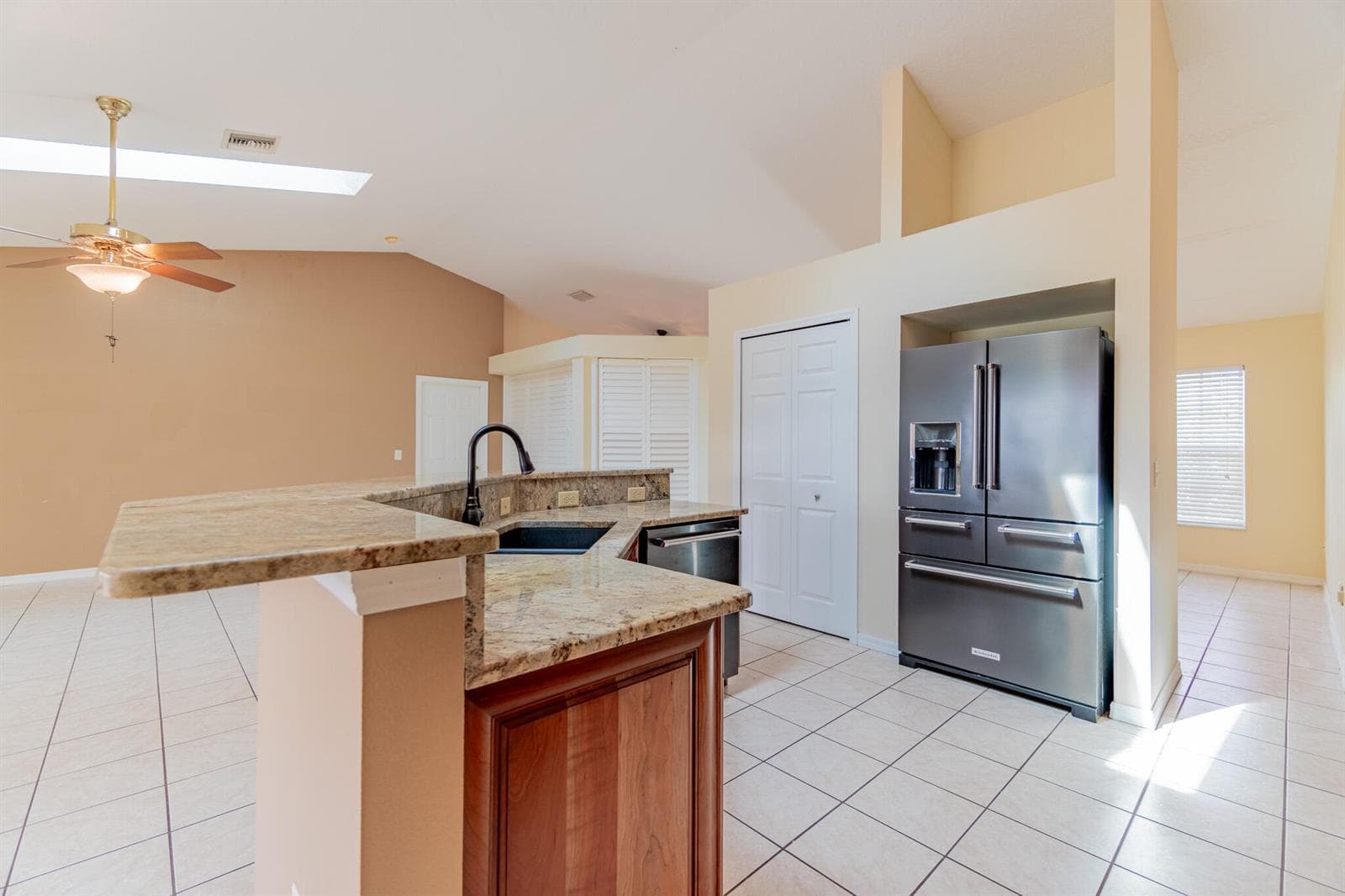 5593 NW WESLEY Road photo 19