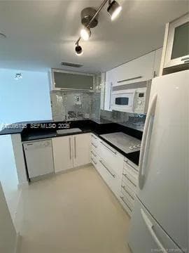 1611 photo 5