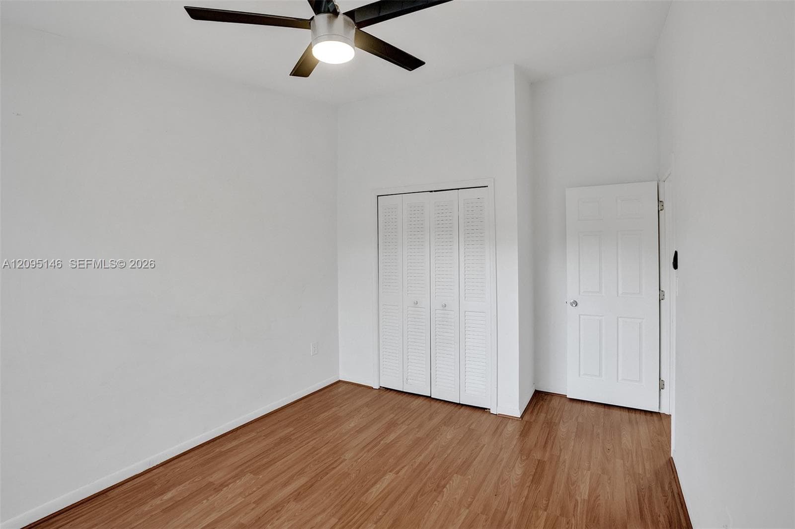 16500 NE 27th Ave 53 photo 17