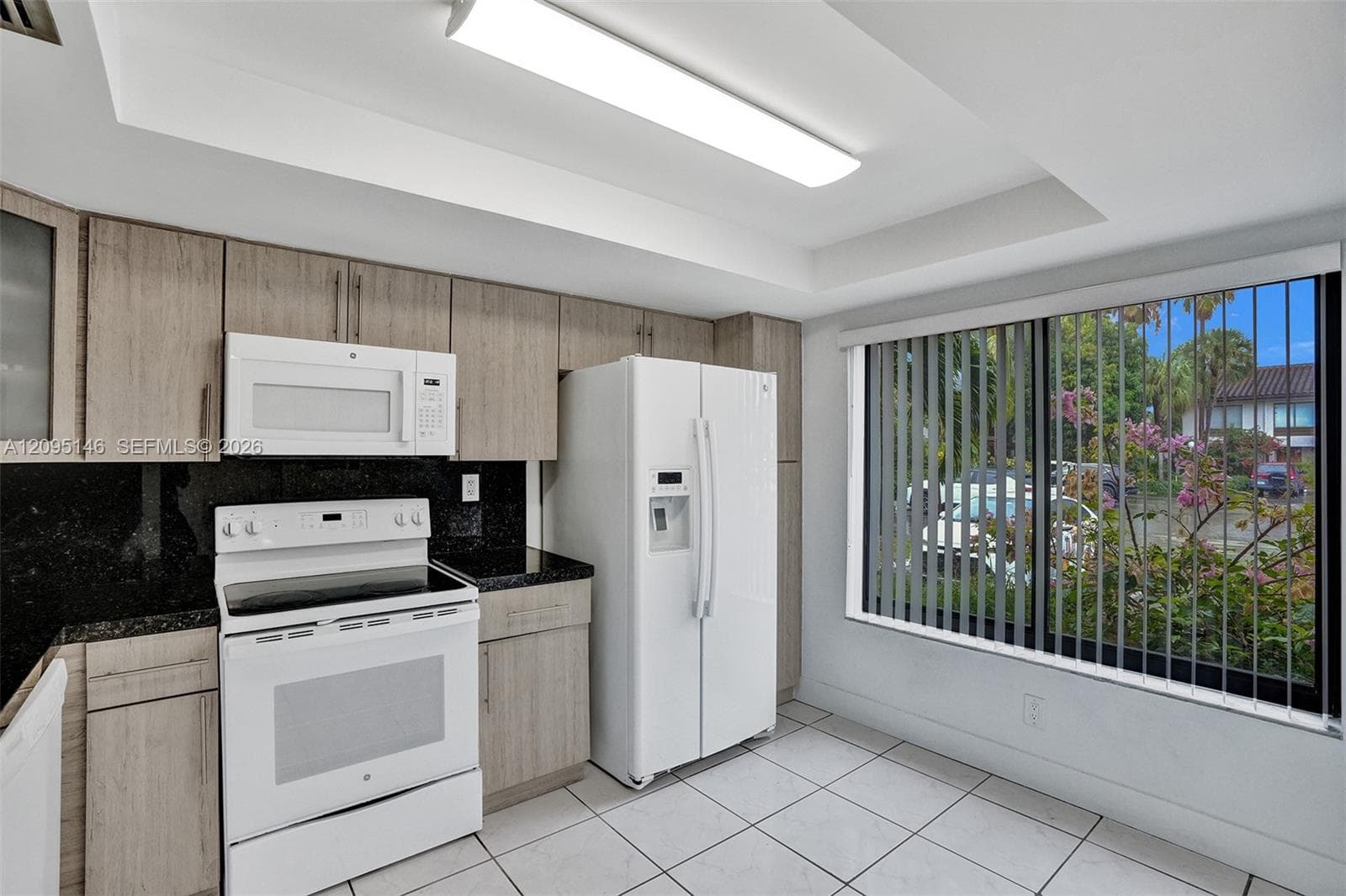 16500 NE 27th Ave 53 photo 9
