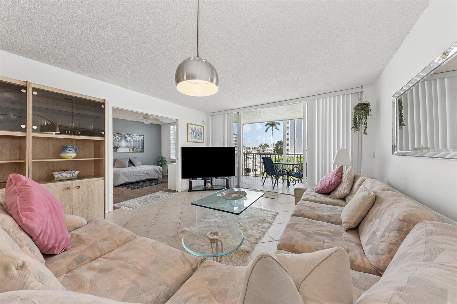 1 HARBOURSIDE Drive 1204 photo 17