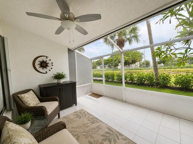 6098 Lake Hibiscus Drive photo 9