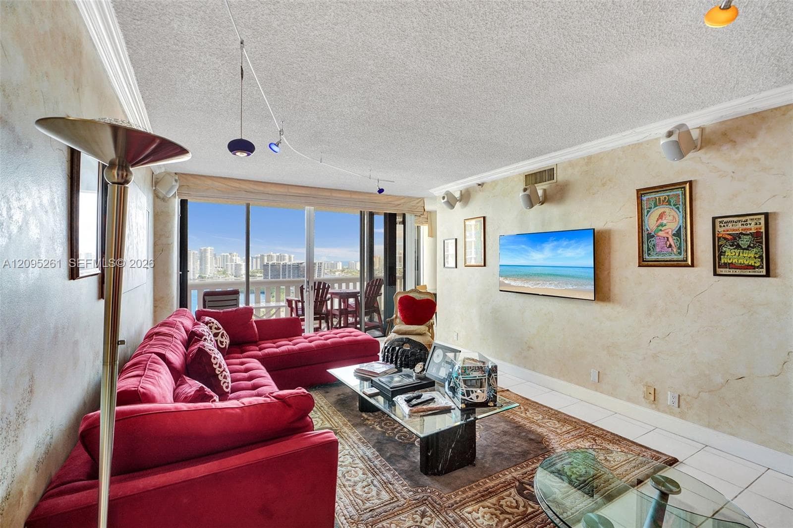 3000 ISLAND BL 2304 photo 4