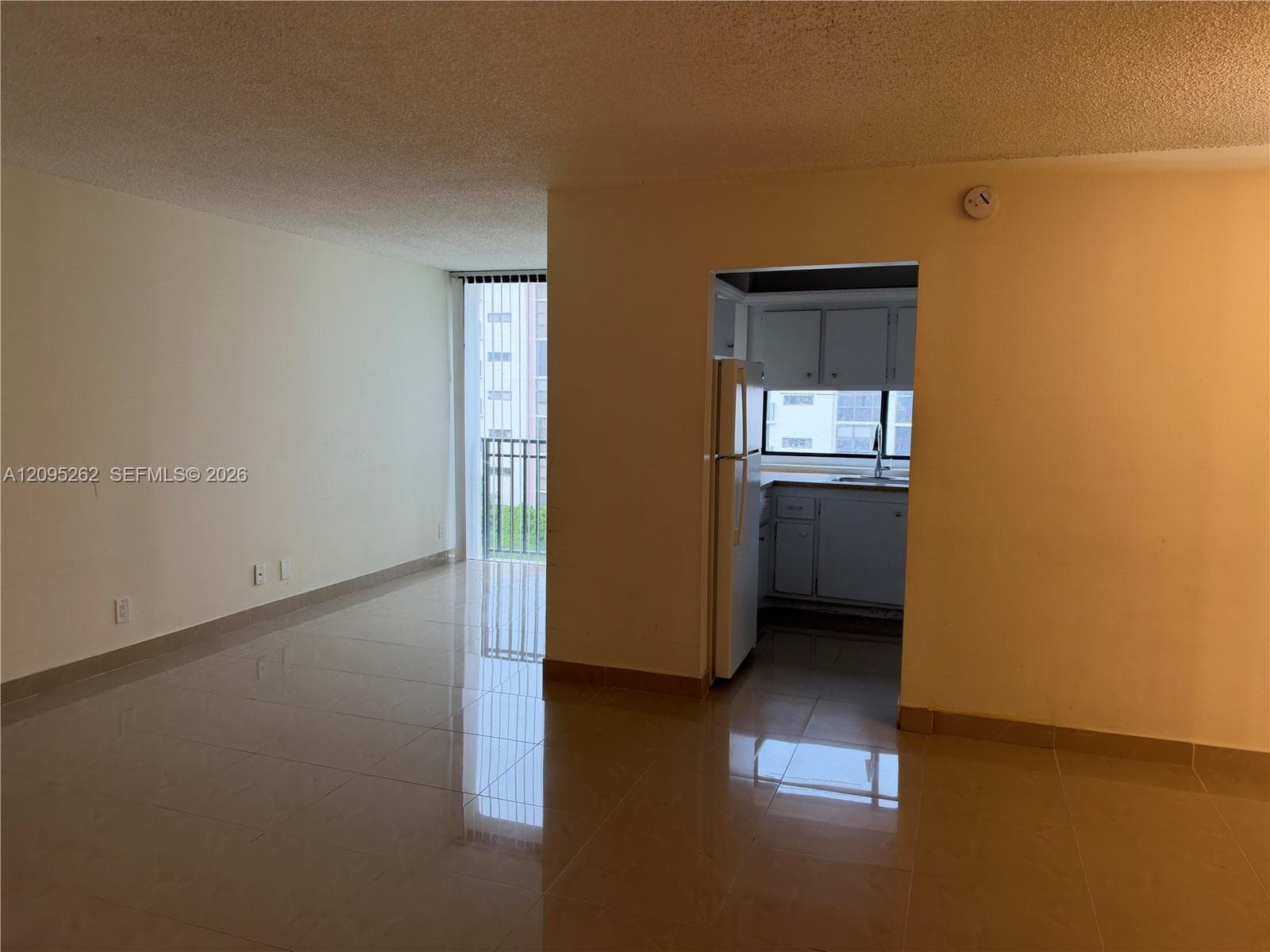 17011 N Bay Rd 708 photo 2