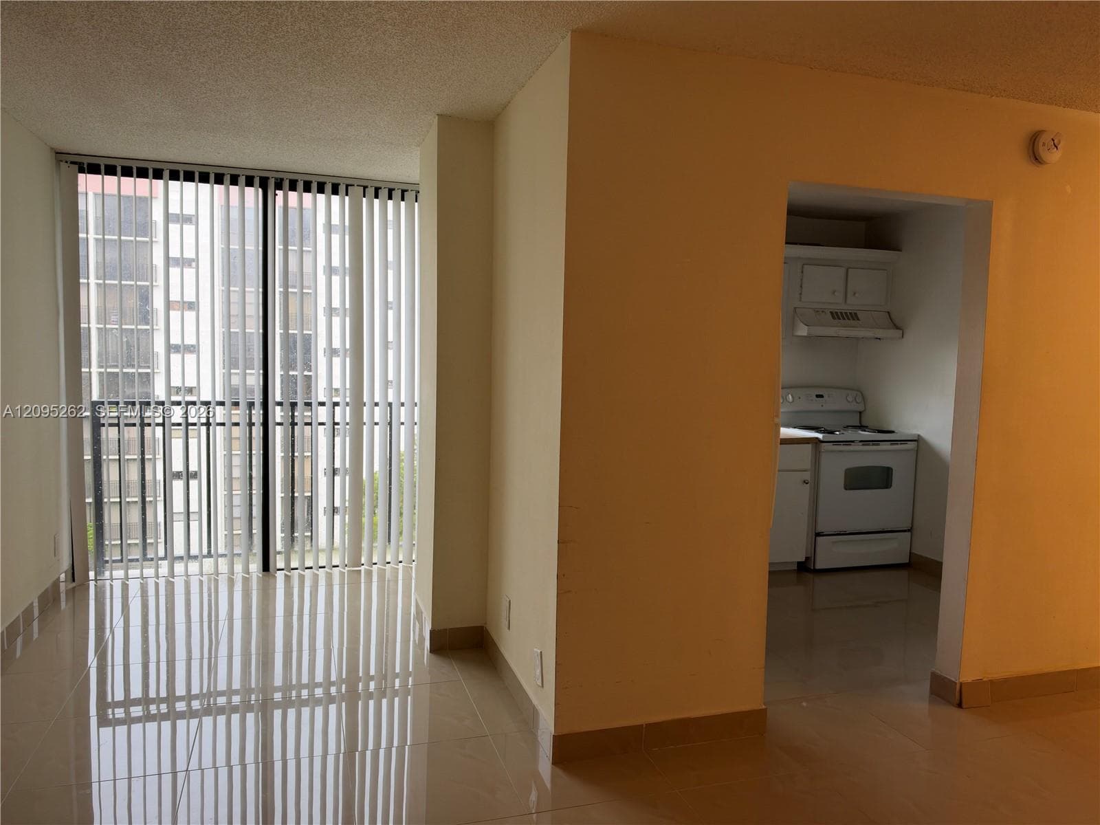 17011 N Bay Rd 708 photo 1