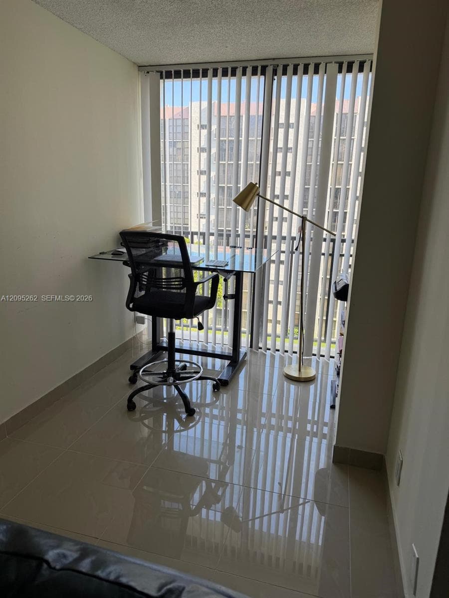 17011 N Bay Rd 708 photo 5