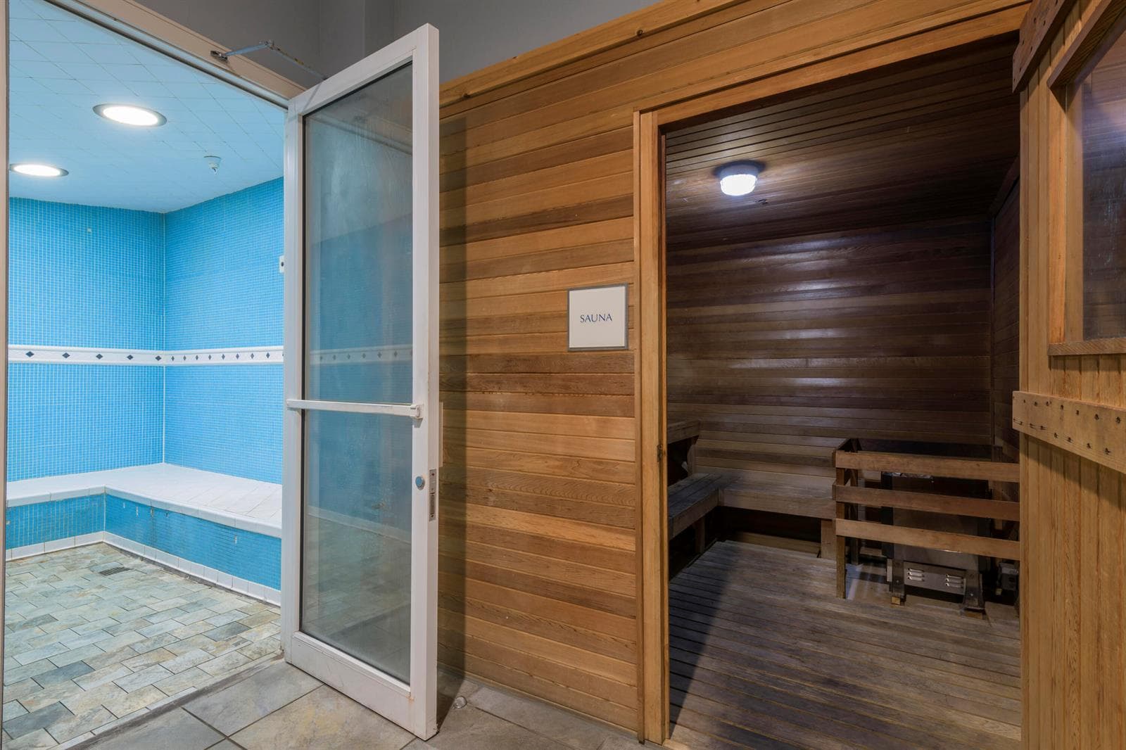 2650 LAKE SHORE Drive 101 photo 25