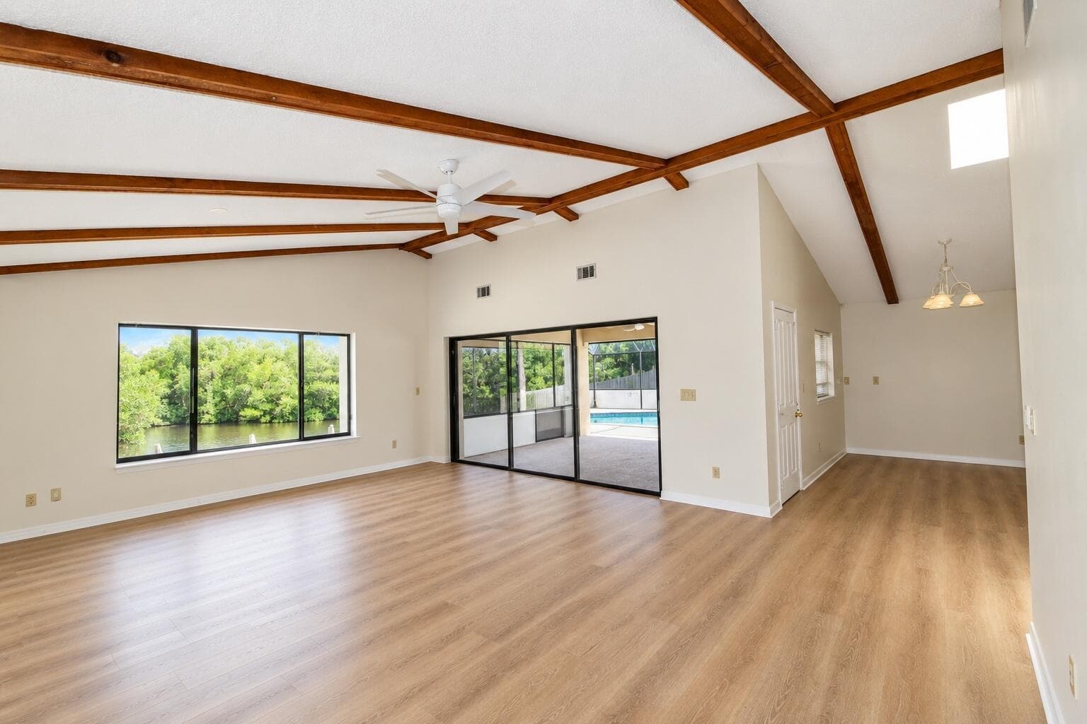 1309 SE Coral Reef Street photo 7