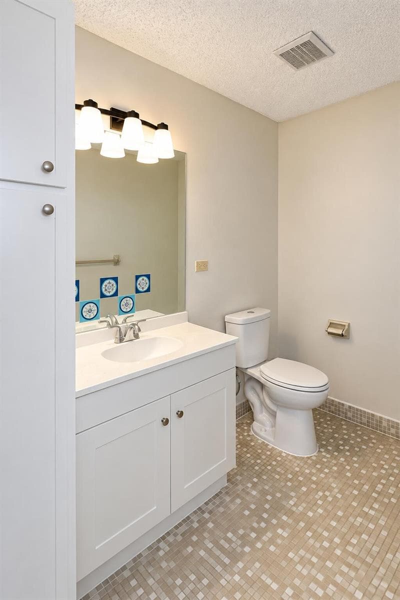 1309 SE Coral Reef Street photo 14