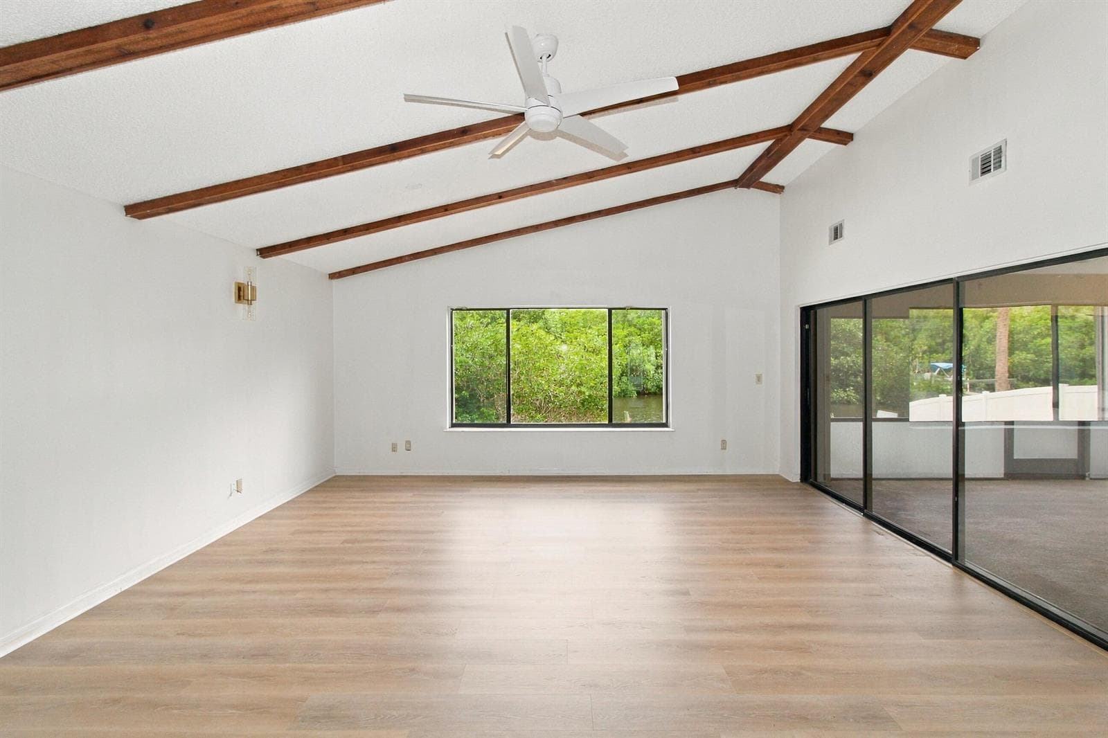 1309 SE Coral Reef Street photo 4