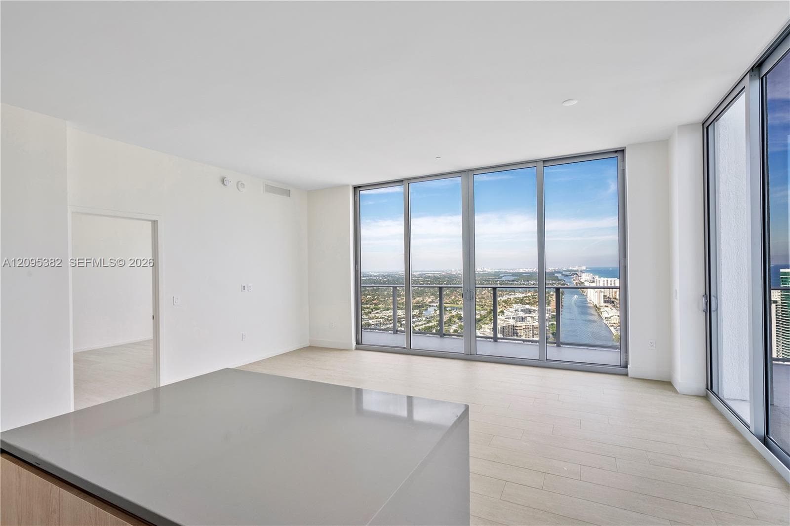 4010 S S Ocean Dr T4301-PENTHOUSE photo 6