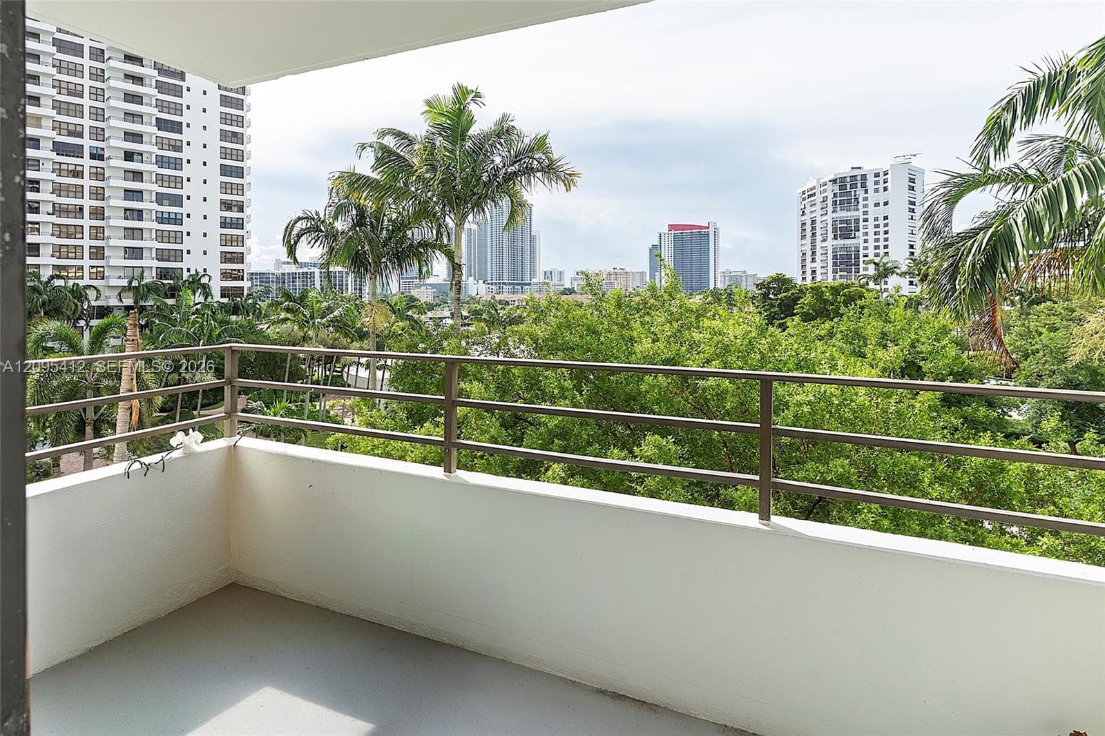 600 Three Islands Blvd 420 photo 7