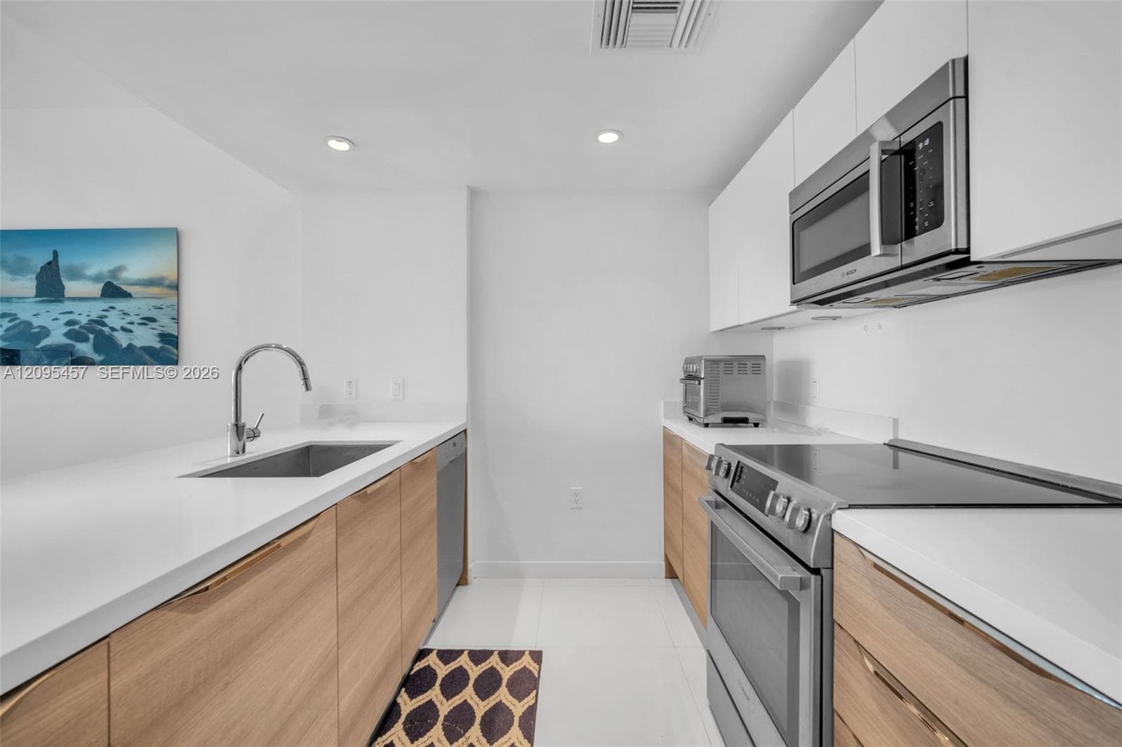 9940 W Bay Harbor Dr 5D-N photo 9