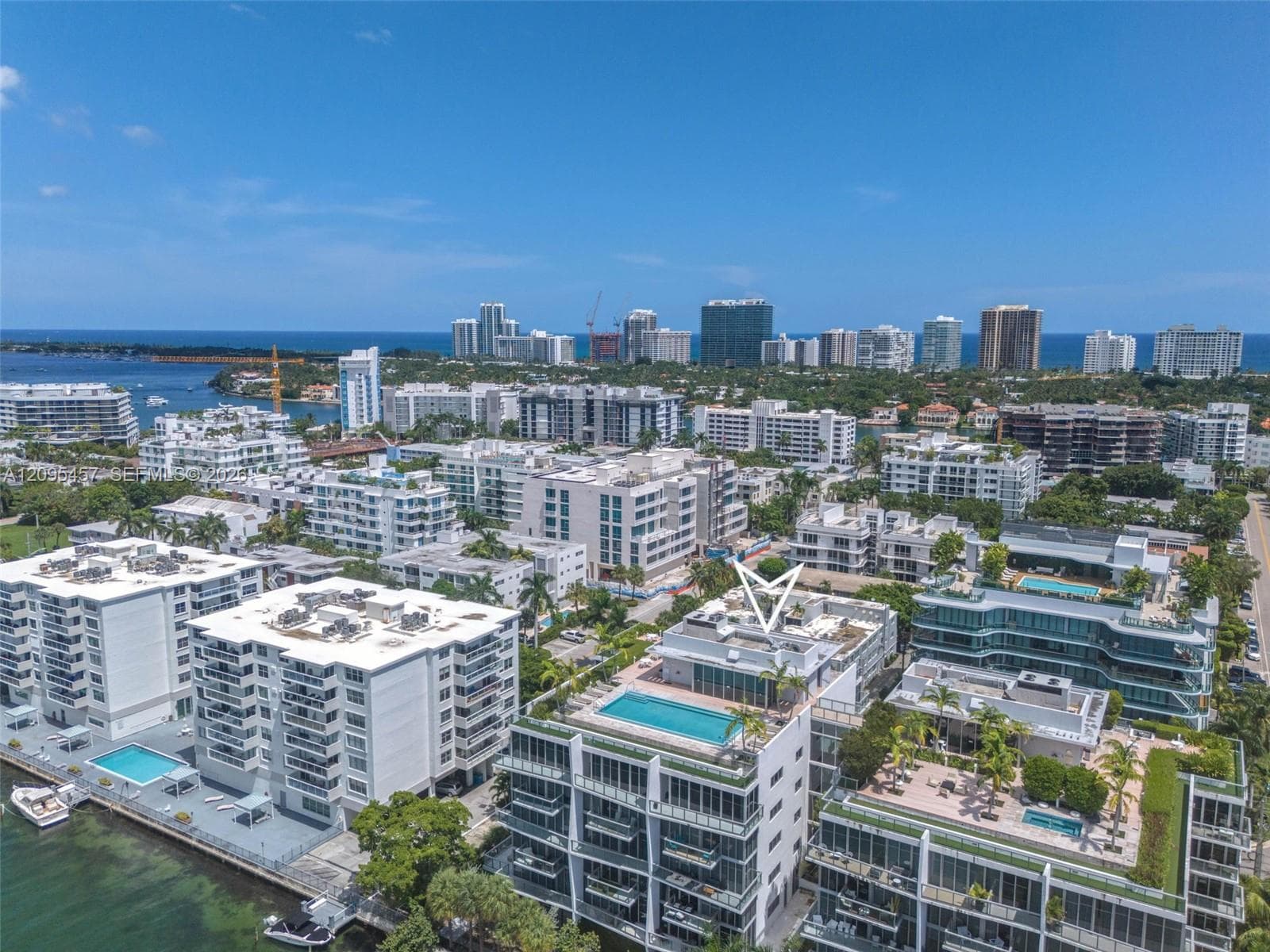 9940 W Bay Harbor Dr 5D-N photo 4