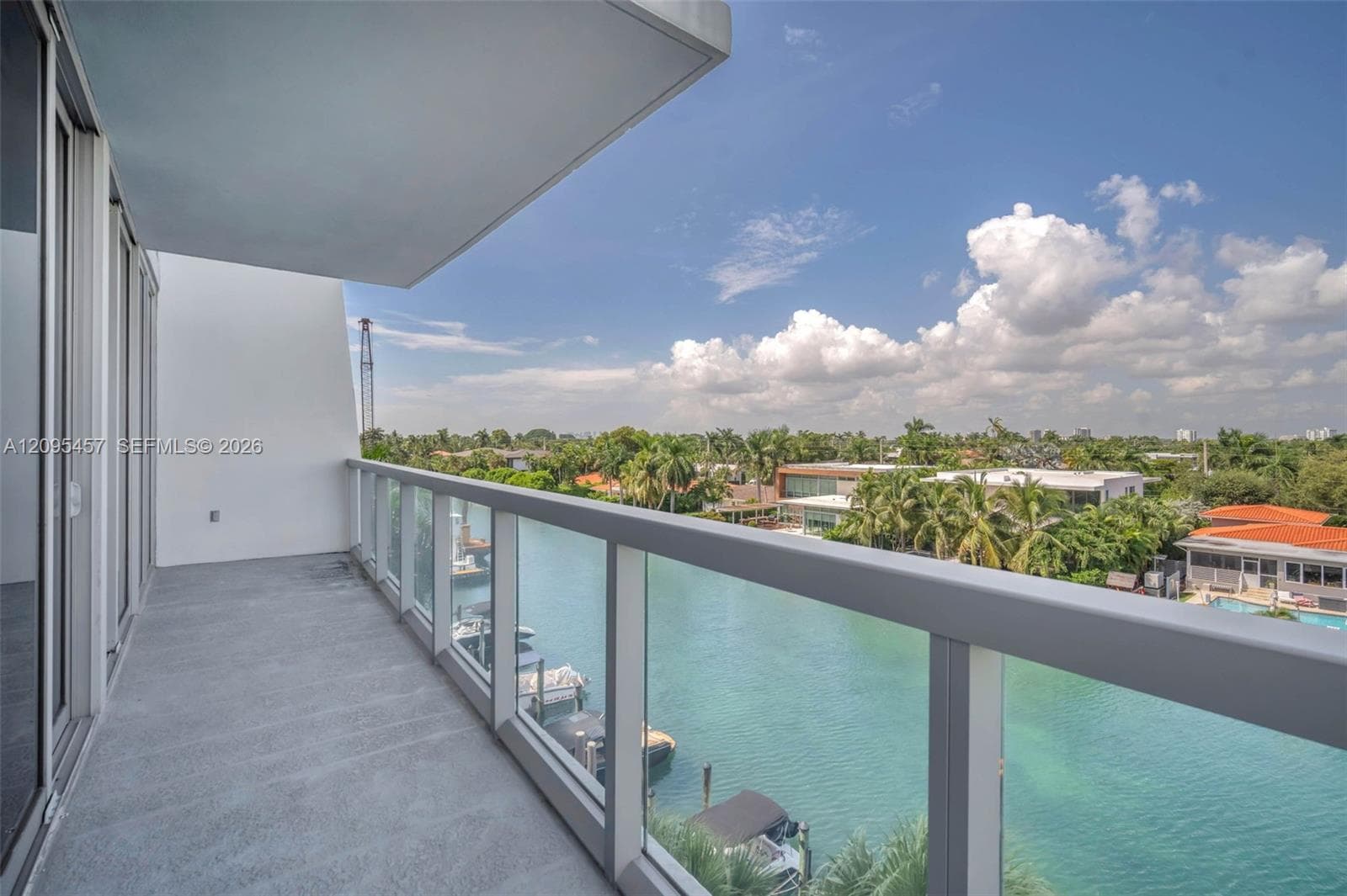 9940 W Bay Harbor Dr 5D-N photo 21