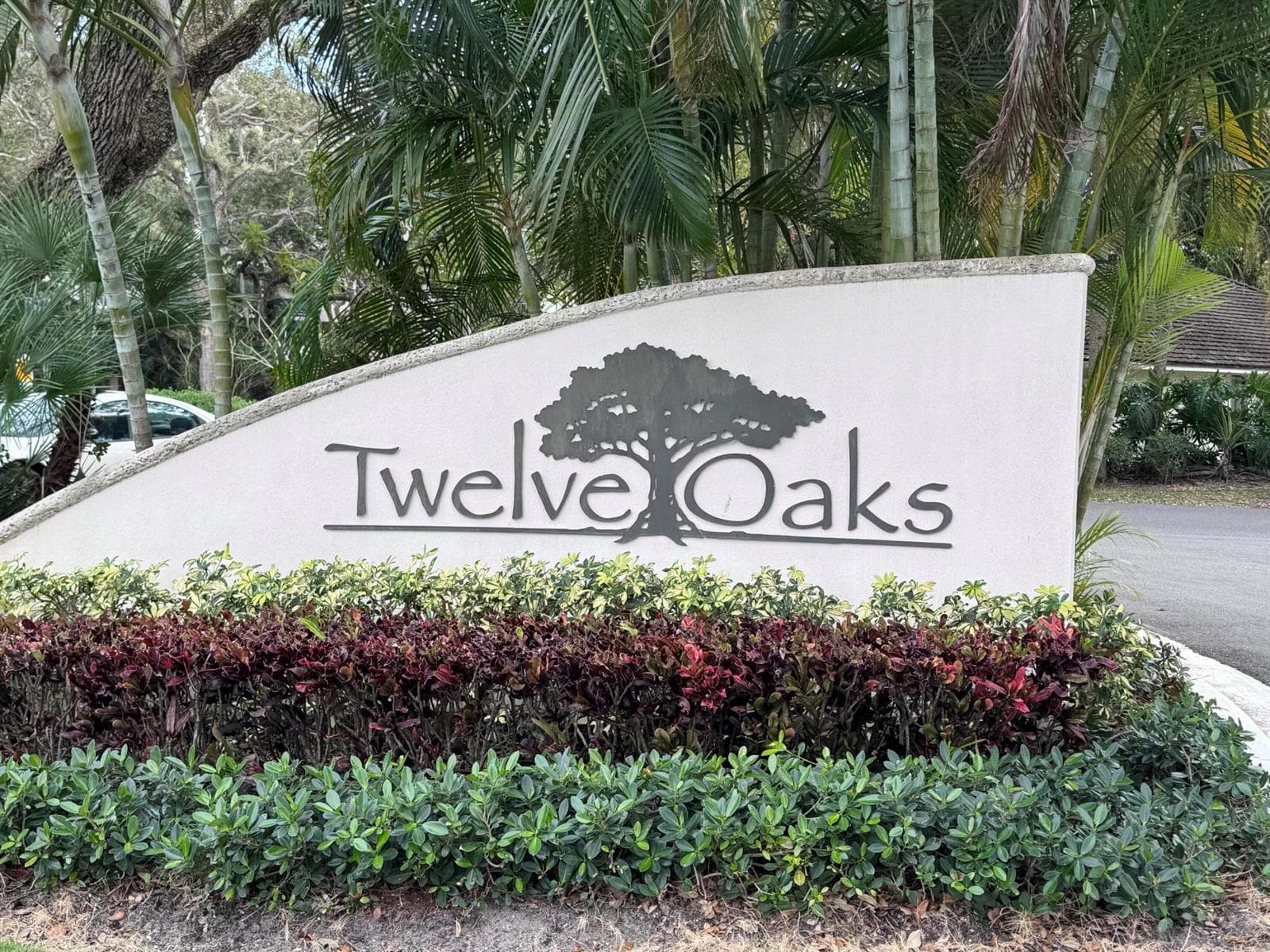 11370 Twelve Oaks Way 118 photo 1