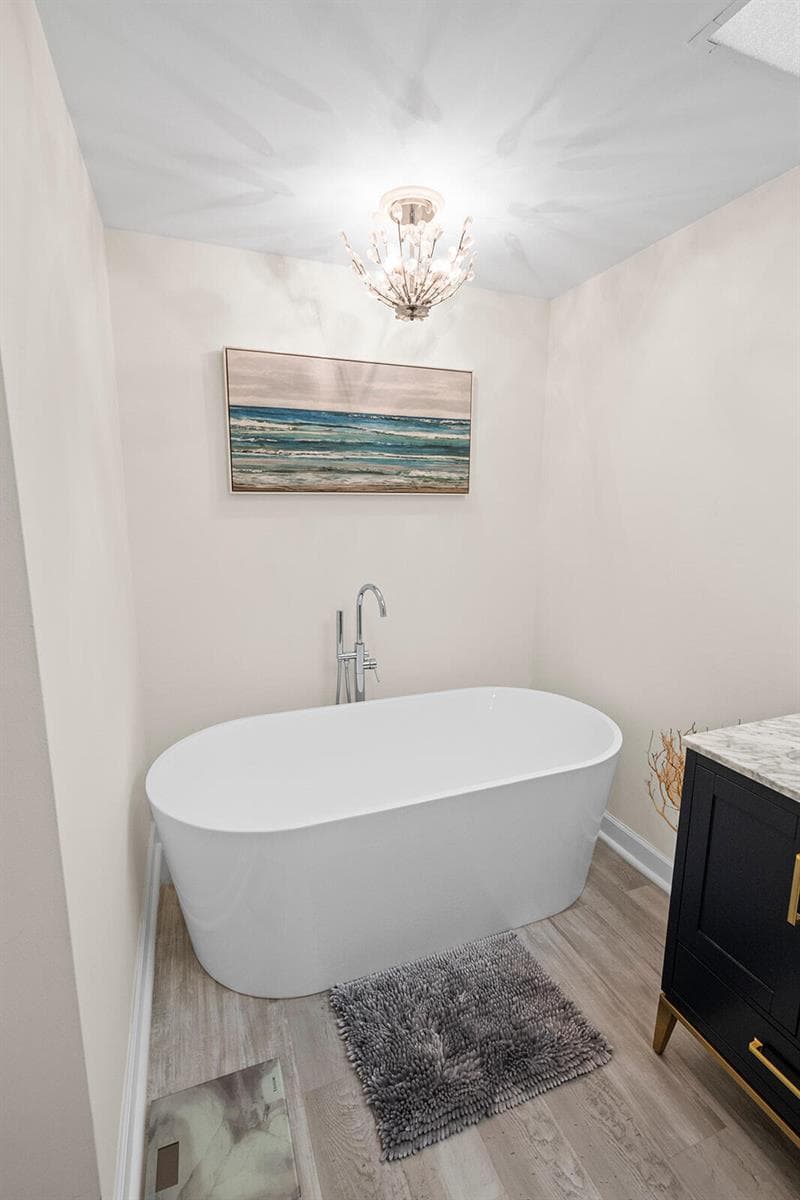 11370 Twelve Oaks Way 118 photo 24