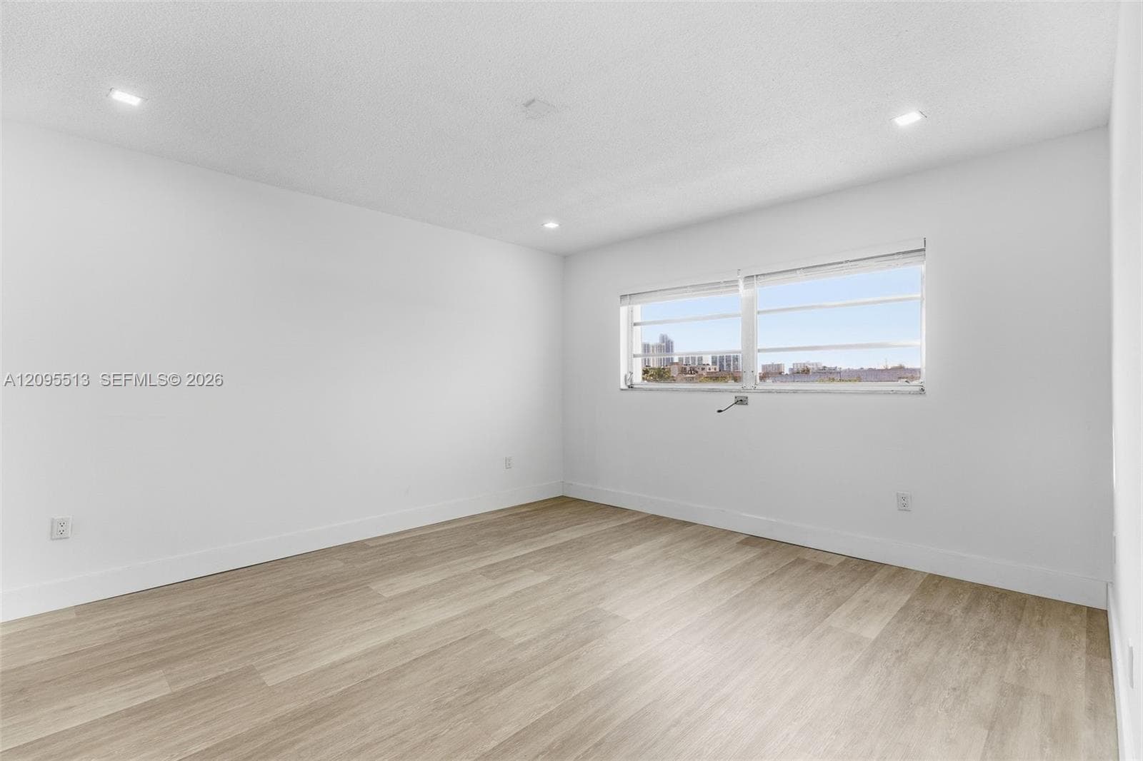 3770 NE 171st St 402 photo 12