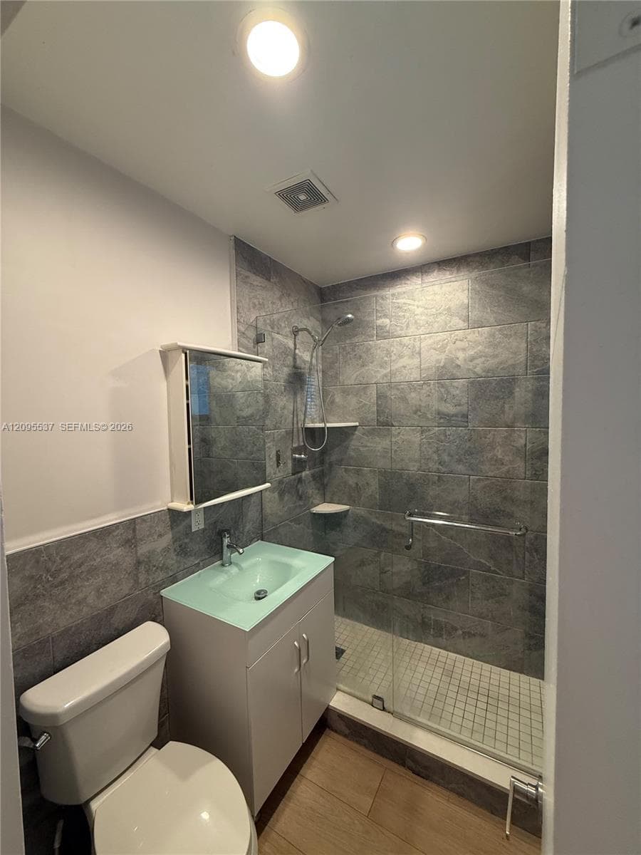 1280 NE 105th St 3 photo 5