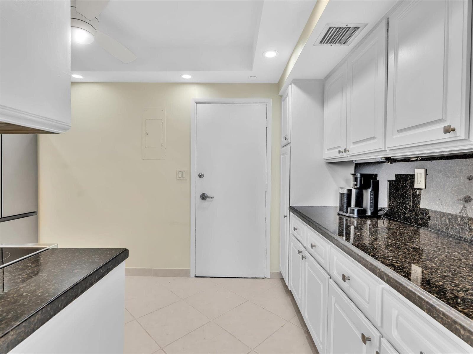 3300 NE 36th Street 420 photo 6