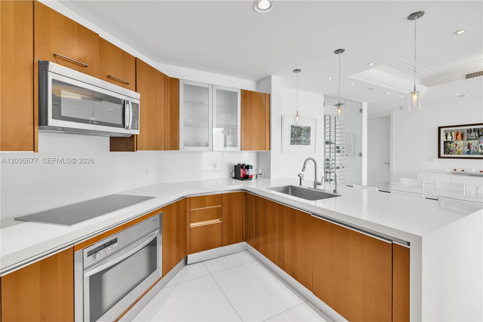 2627 S Bayshore Dr 1905 photo 7