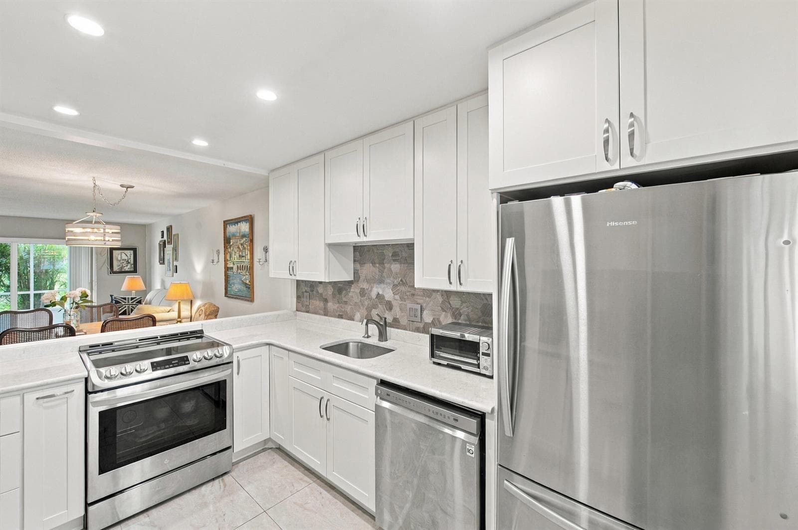 193 Lake Evelyn Drive photo 1