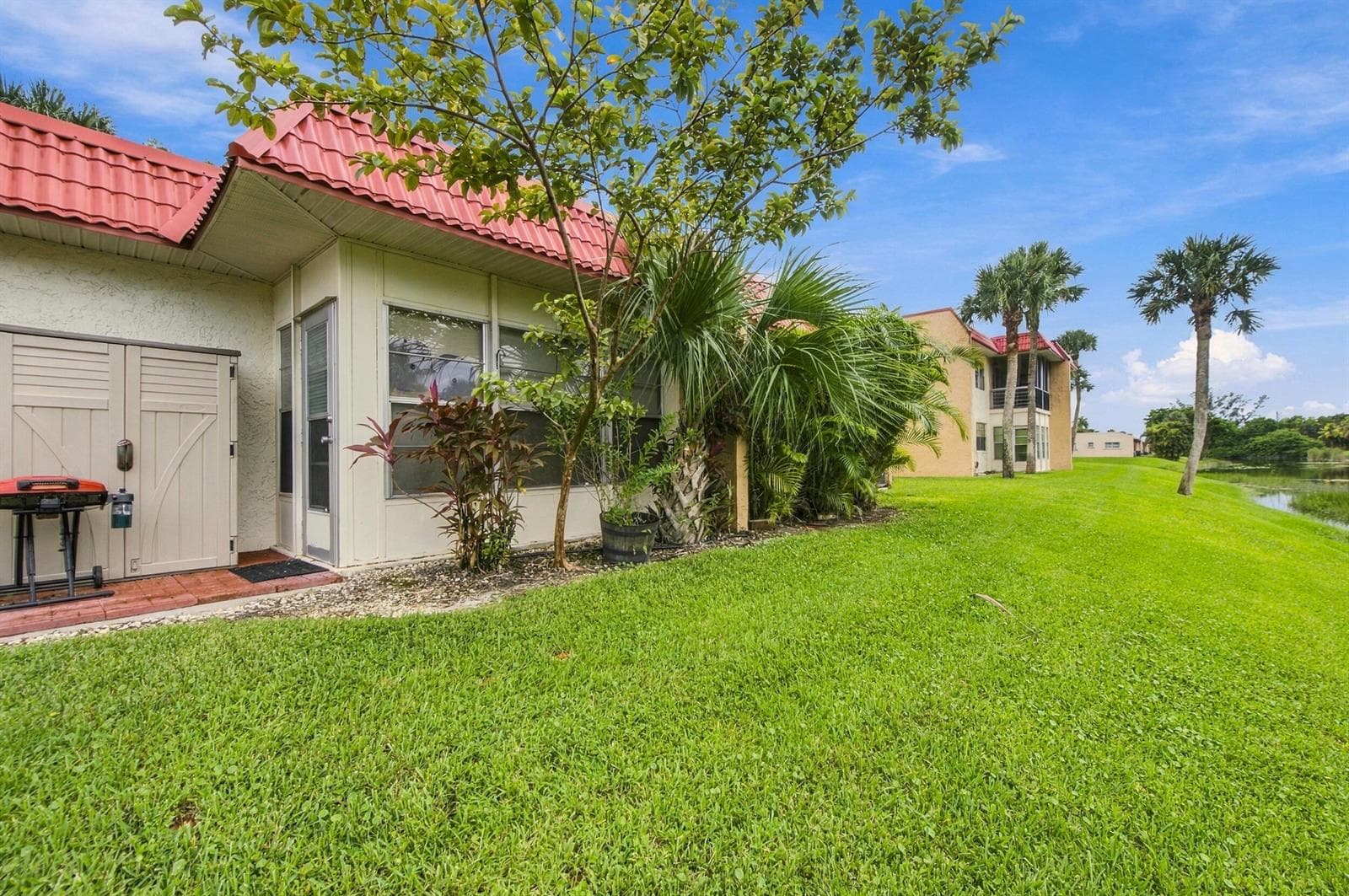 193 Lake Evelyn Drive photo 25