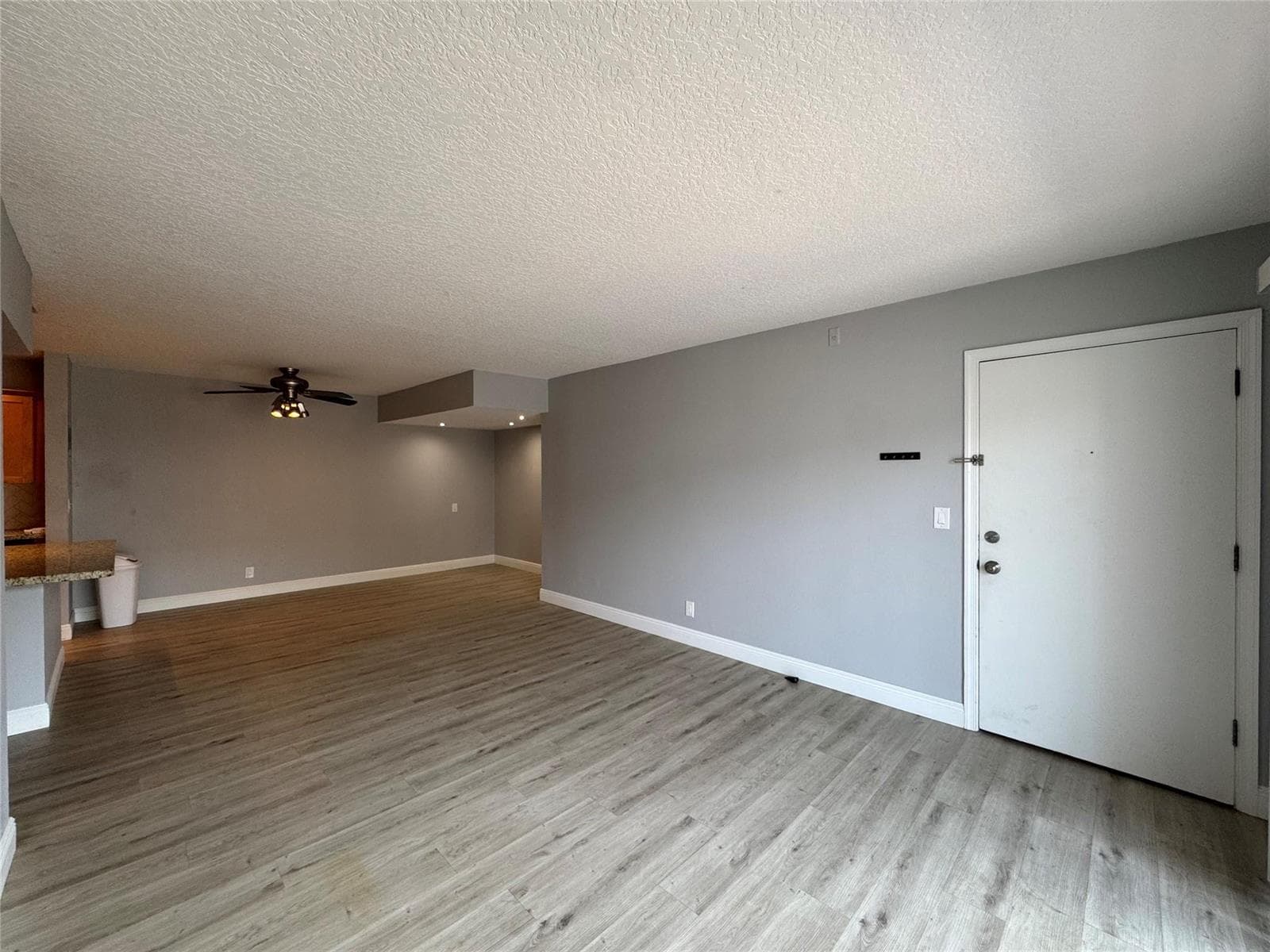 160 CYPRESS CLUB Drive 607 photo 3