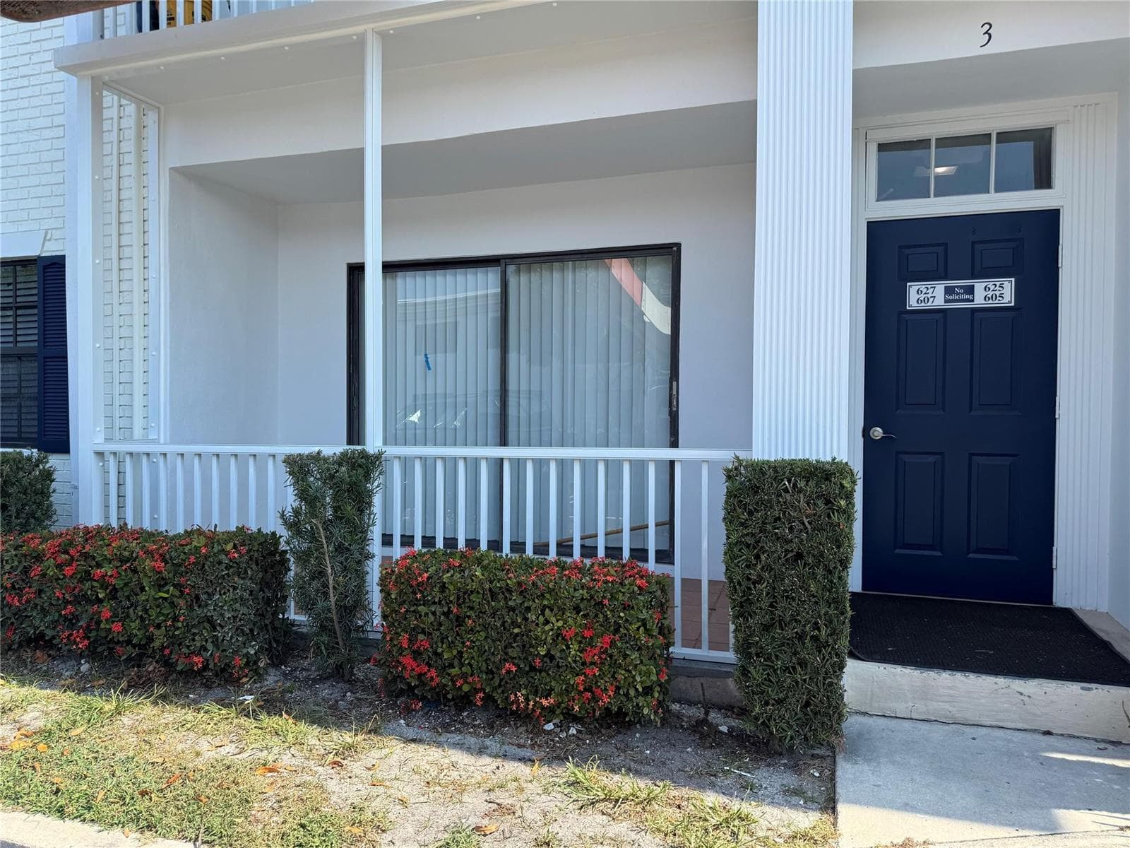 160 CYPRESS CLUB Drive 607 photo 1