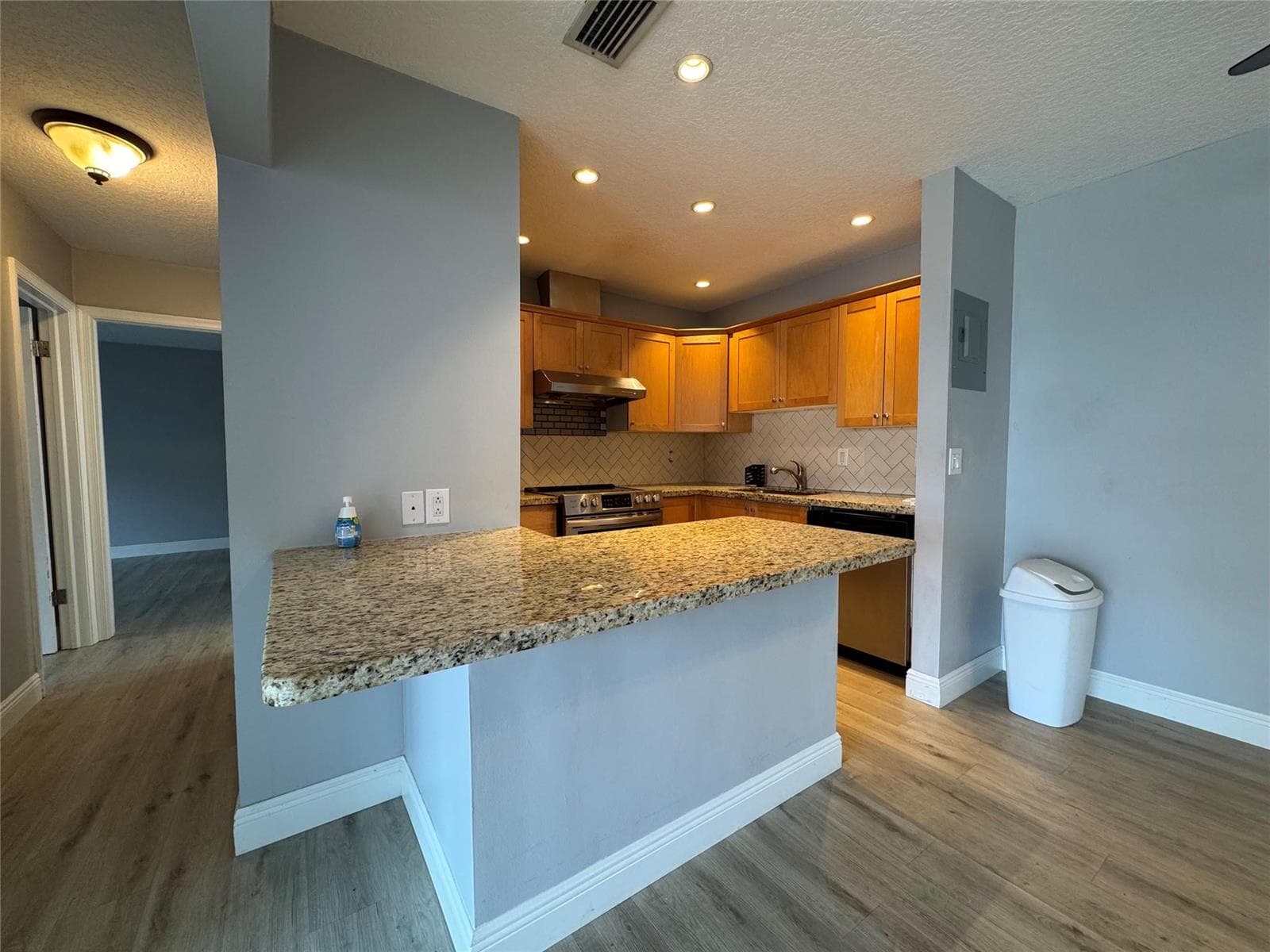 160 CYPRESS CLUB Drive 607 photo 4