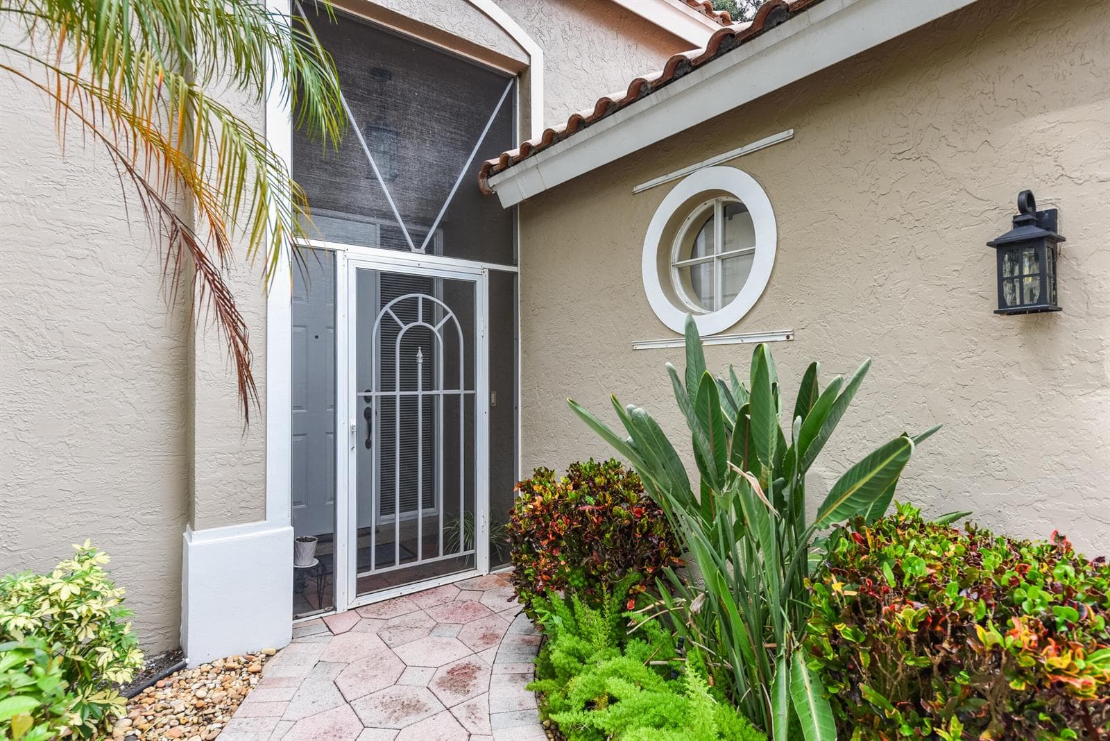 5379 Brookview Drive photo 3