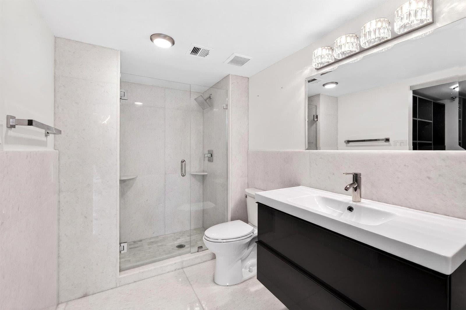 3901 S Flagler Drive 105 photo 10