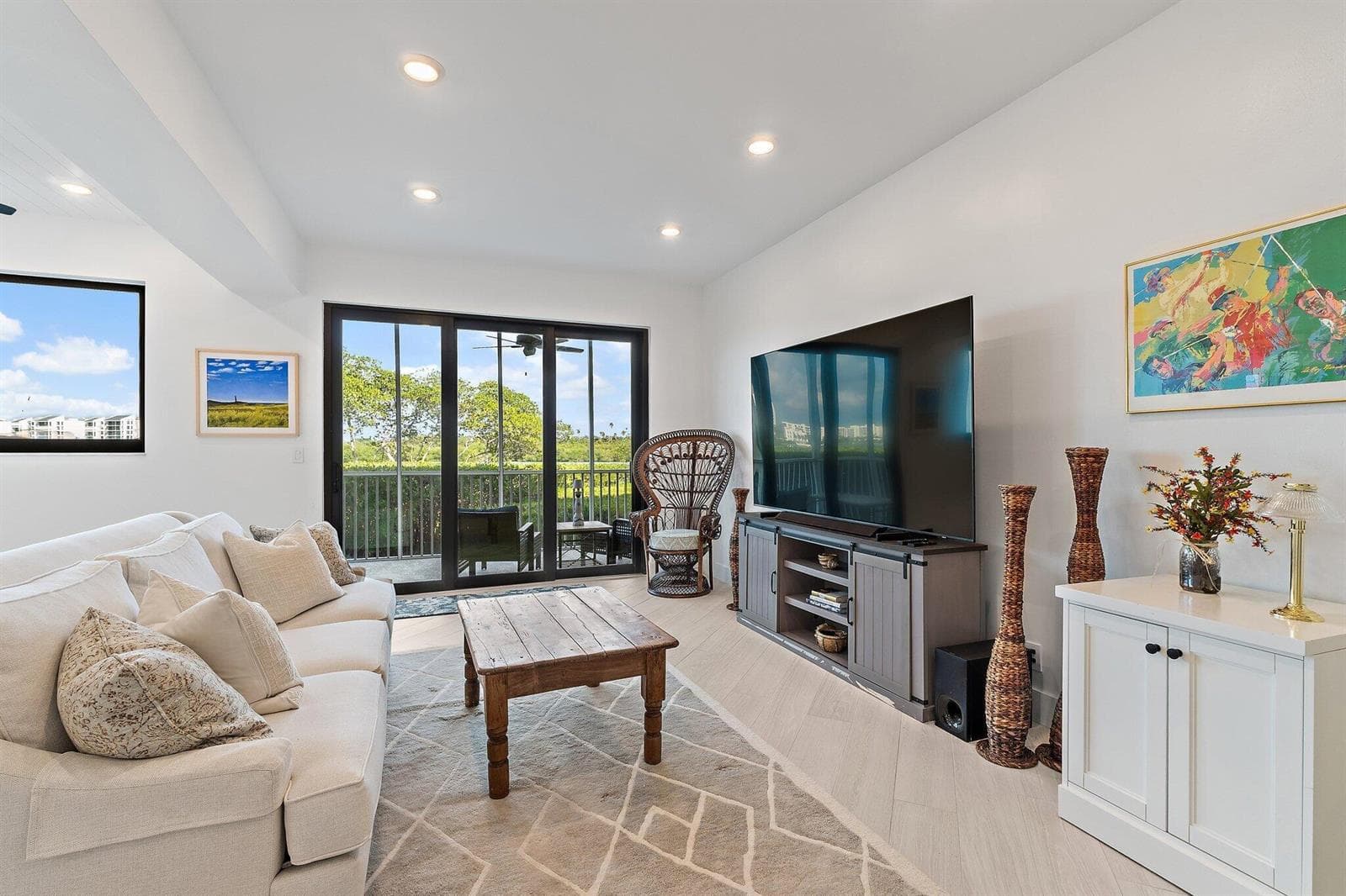 200 WATERWAY Road 105 photo 4
