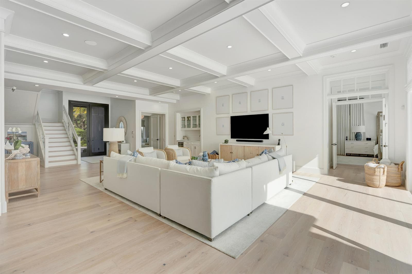 130 Waters Edge Drive photo 12
