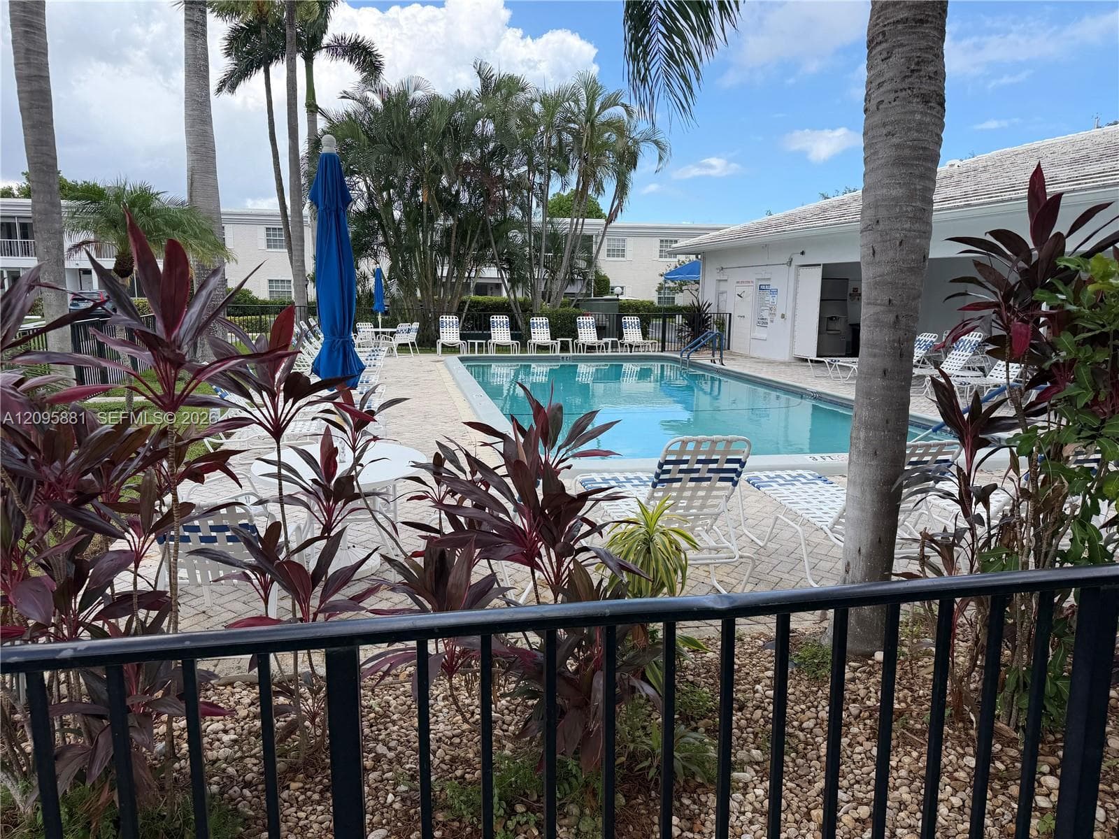 6275 Bay Club Dr 2 photo 6