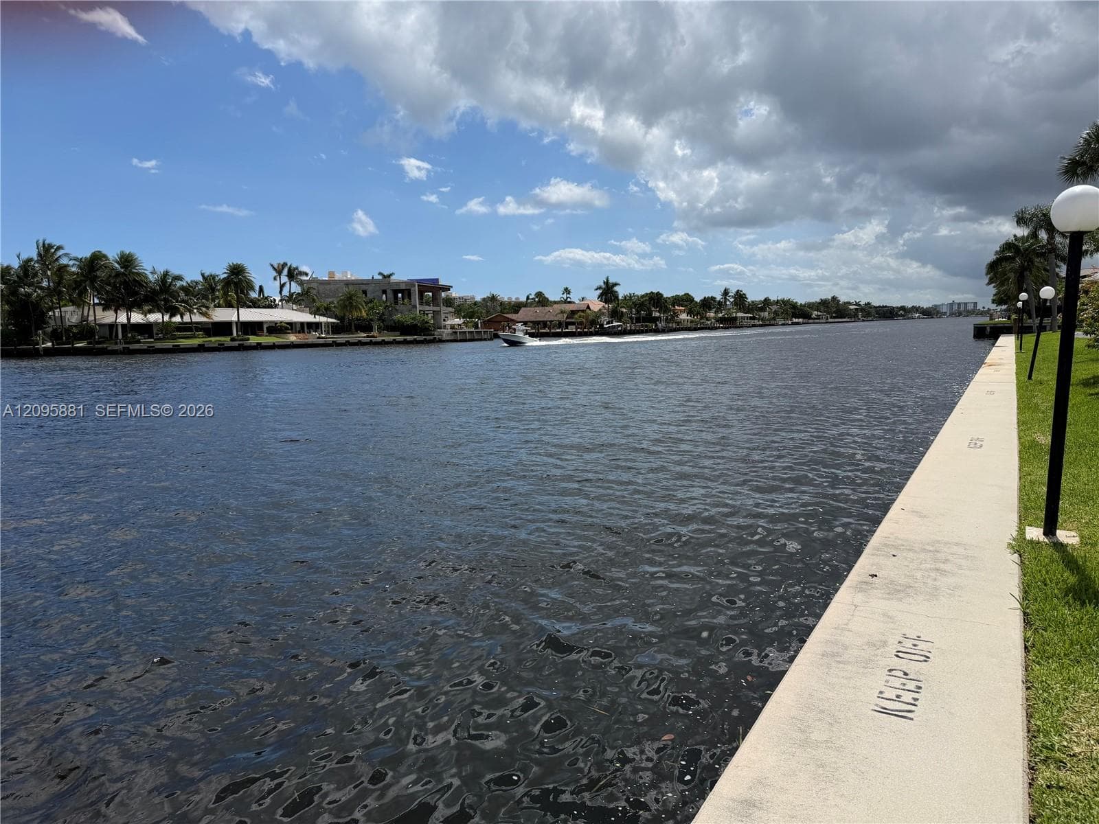 6275 Bay Club Dr 2 photo 9