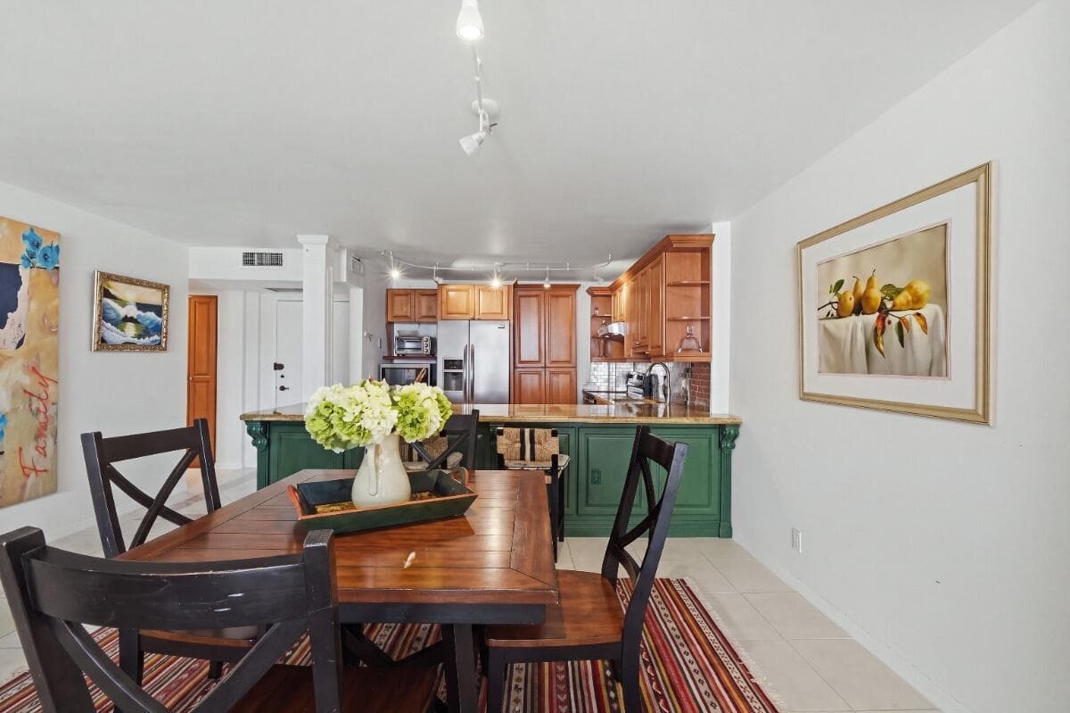 1865 S OCEAN Drive 16H photo 7